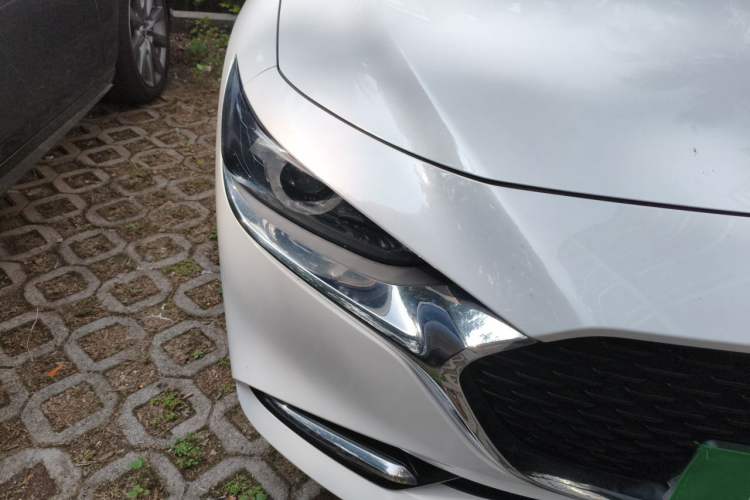 Used Mazda 3 Axela 2021 2.0L Automatic Zhi Rui Edition Right Front Headlight