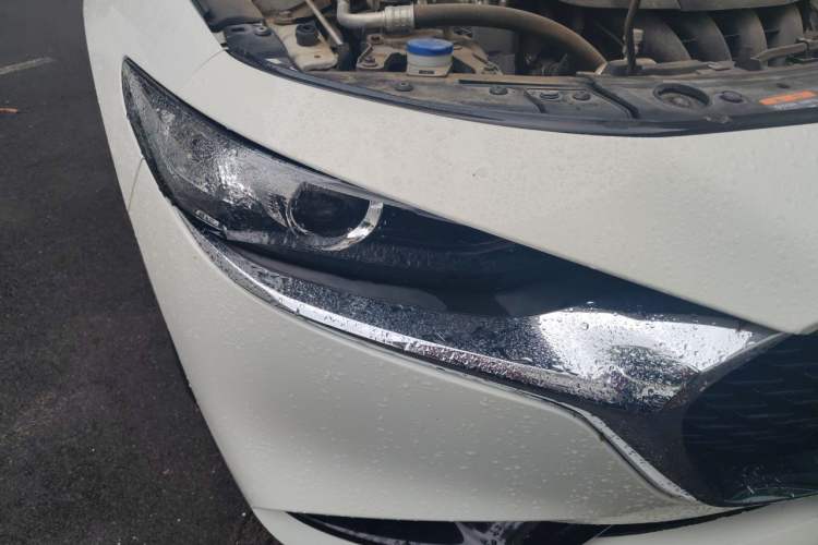 Used Mazda 3 Axela 2021 2.0L Automatic Zhiya Edition Right Front Headlight