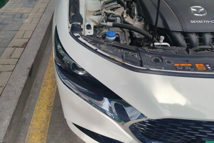 Used Mazda 3 Axela 2021 2.0L Automatic Zhiya Edition Right Front Headlight