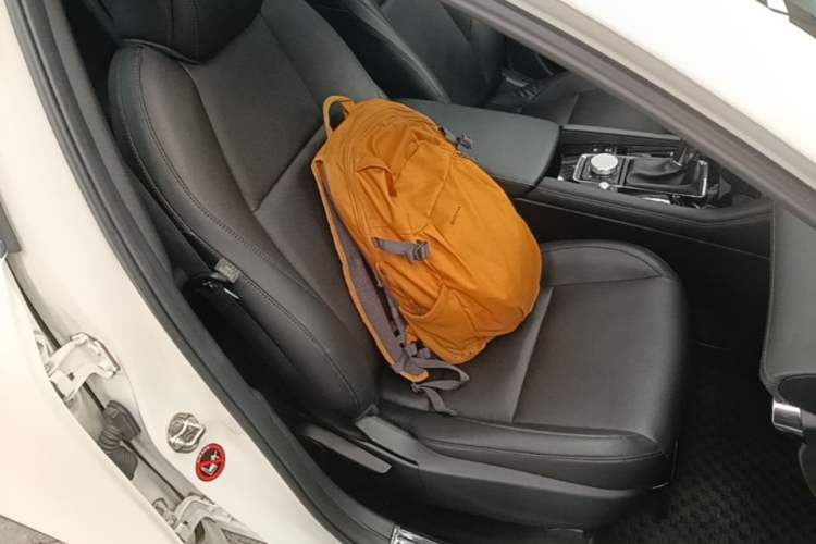 Used Mazda 3 Axela 2021 2.0L Automatic Zhiya Edition Right Front Seat