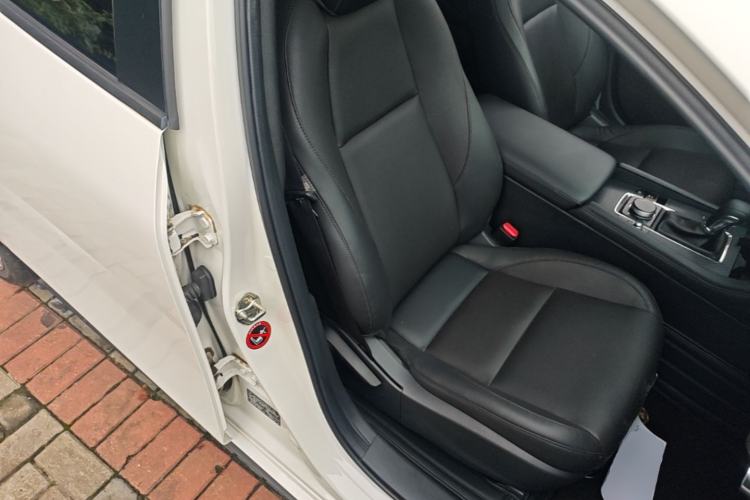 Used Mazda 3 Axela 2021 2.0L Automatic Zhiya Edition Right Front Seat