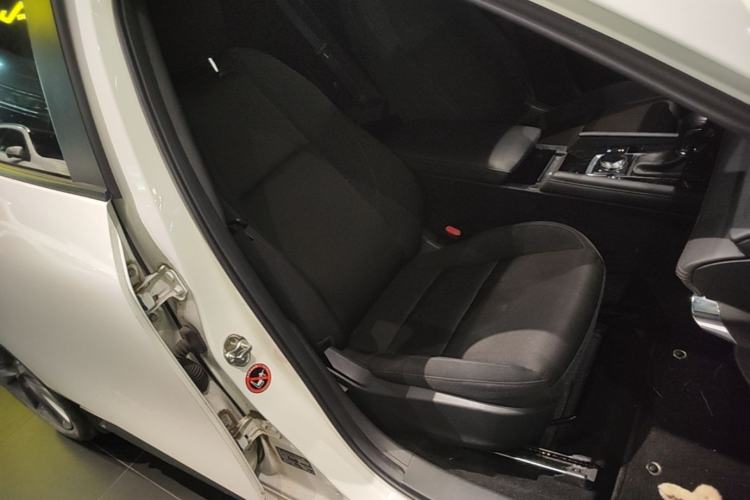 Used Mazda 3 Axela 2021 2.0L Automatic ZhiXuan Edition Right Front Seat