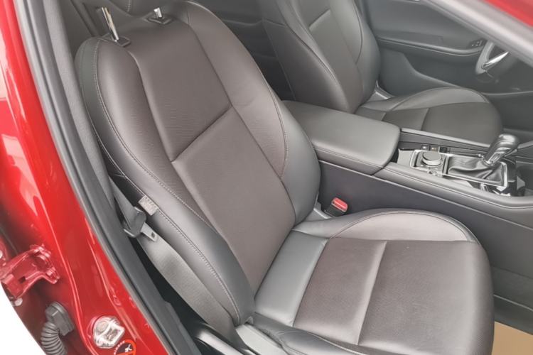 Used Mazda 3 Axela 2021 2.0L Automatic Zhiya Edition Right Front Seat