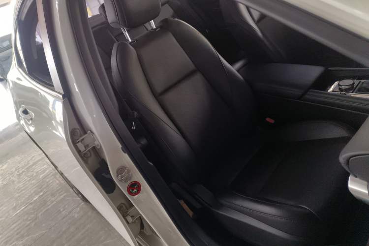Used Mazda 3 Axela 2021 2.0L Automatic Zhiyao Edition Right Front Seat