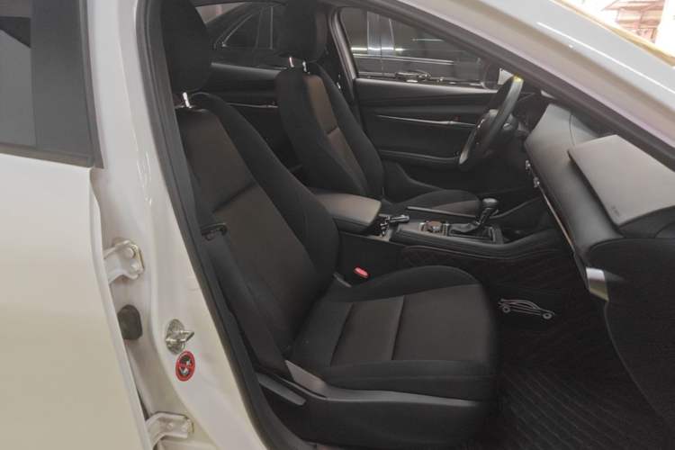 Used Mazda 3 Axela 2021 2.0L Automatic Zhiqing Edition Right Front Seat