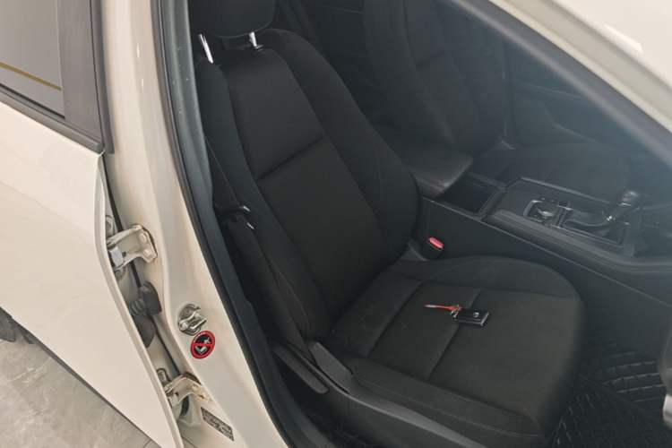 Used Mazda 3 Axela 2021 2.0L Automatic Zhiqing Edition Right Front Seat