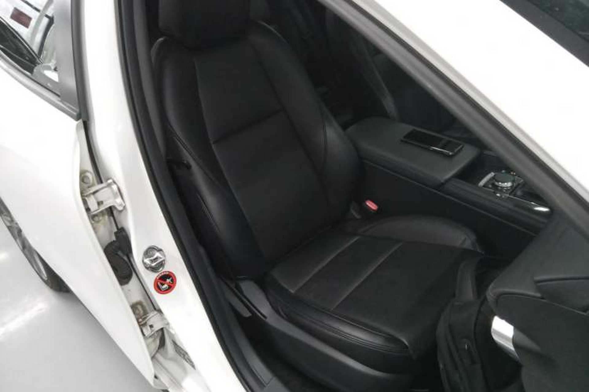 Used Mazda 3 Axela 2021 2.0L Automatic ZhiXuan Edition Right Front Seat