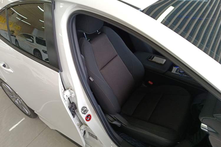 Used Mazda 3 Axela 2021 2.0L Automatic ZhiXuan Edition Right Front Seat