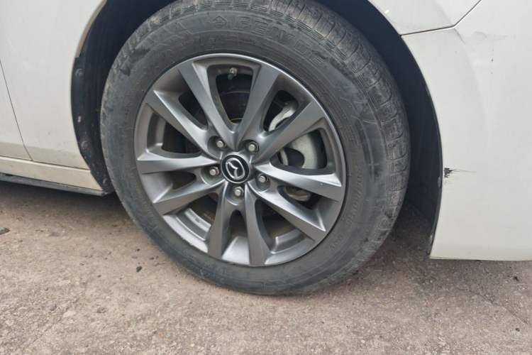 Used Mazda 3 Axela 2021 1.5L Automatic ZhiMei Edition Right Front Wheel Hub