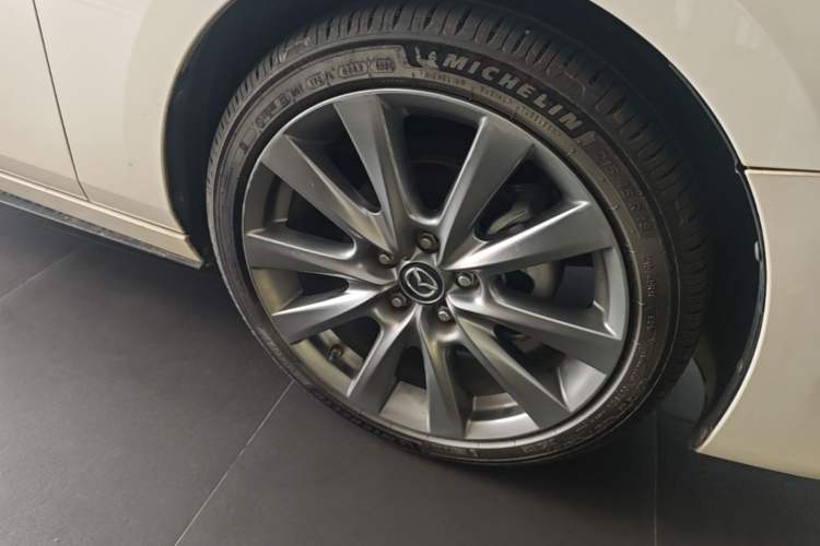 Used Mazda 3 Axela 2021 2.0L Automatic Zhiyao Edition Right Front Wheel Hub