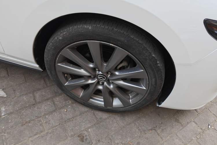 Used Mazda 3 Axela 2021 2.0L Automatic Zhiya Edition Right Front Wheel Hub