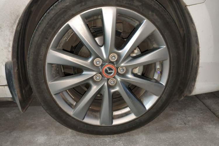 Used Mazda 3 Axela 2021 2.0L Automatic Zhiya Edition Right Front Wheel Hub
