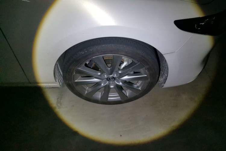 Used Mazda 3 Axela 2021 2.0L Automatic Zhiya Edition Right Front Wheel Hub