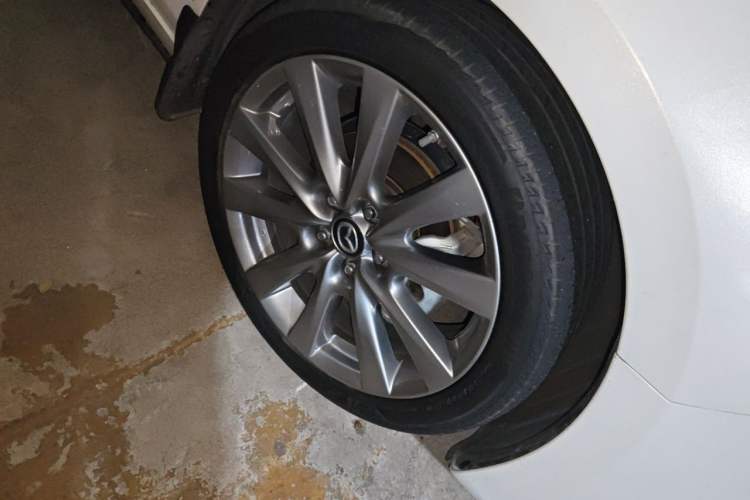 Used Mazda 3 Axela 2021 2.0L Automatic ZhiXuan Edition Right Front Wheel Hub