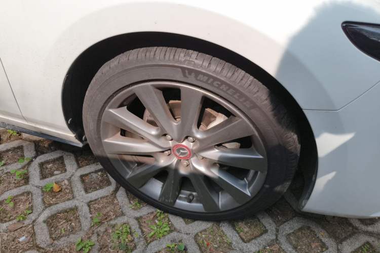 Used Mazda 3 Axela 2021 2.0L Automatic Zhi Rui Edition Right Front Wheel Hub