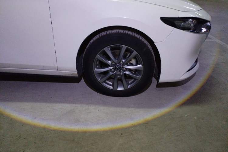 Used Mazda 3 Axela 2021 2.0L Automatic Zhiqing Edition Right Front Wheel Hub