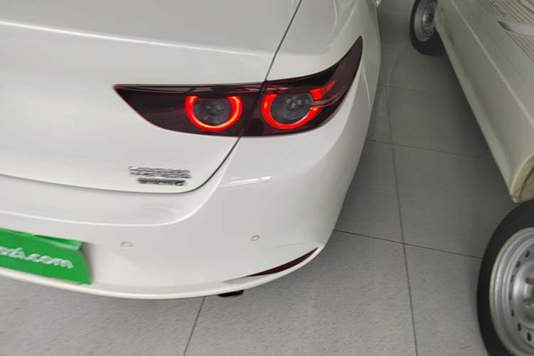Used Mazda 3 Axela 2021 2.0L Automatic Zhiyao Edition Right Rear Taillight