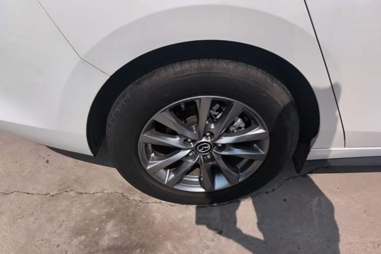 Used Mazda 3 Axela 2021 2.0L Automatic Zhiqing Edition Right Rear Wheel Hub