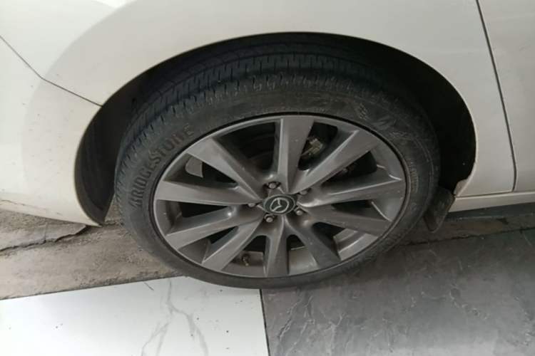 Used Mazda 3 Axela 2021 2.0L Automatic Zhi Rui Edition Right Rear Wheel Hub