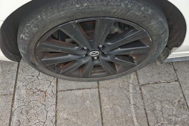Used Mazda 3 Axela 2021 2.0L Automatic ZhiXuan Edition Right Rear Wheel Hub