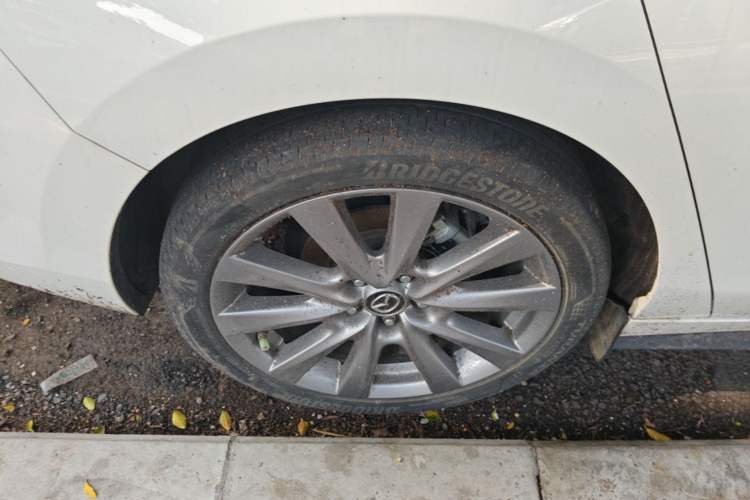 Used Mazda 3 Axela 2021 2.0L Automatic Zhiya Edition Right Rear Wheel Hub