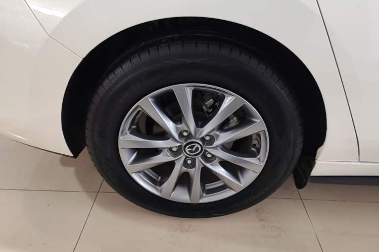 Used Mazda 3 Axela 2021 2.0L Automatic Zhiqing Edition Right Rear Wheel Hub