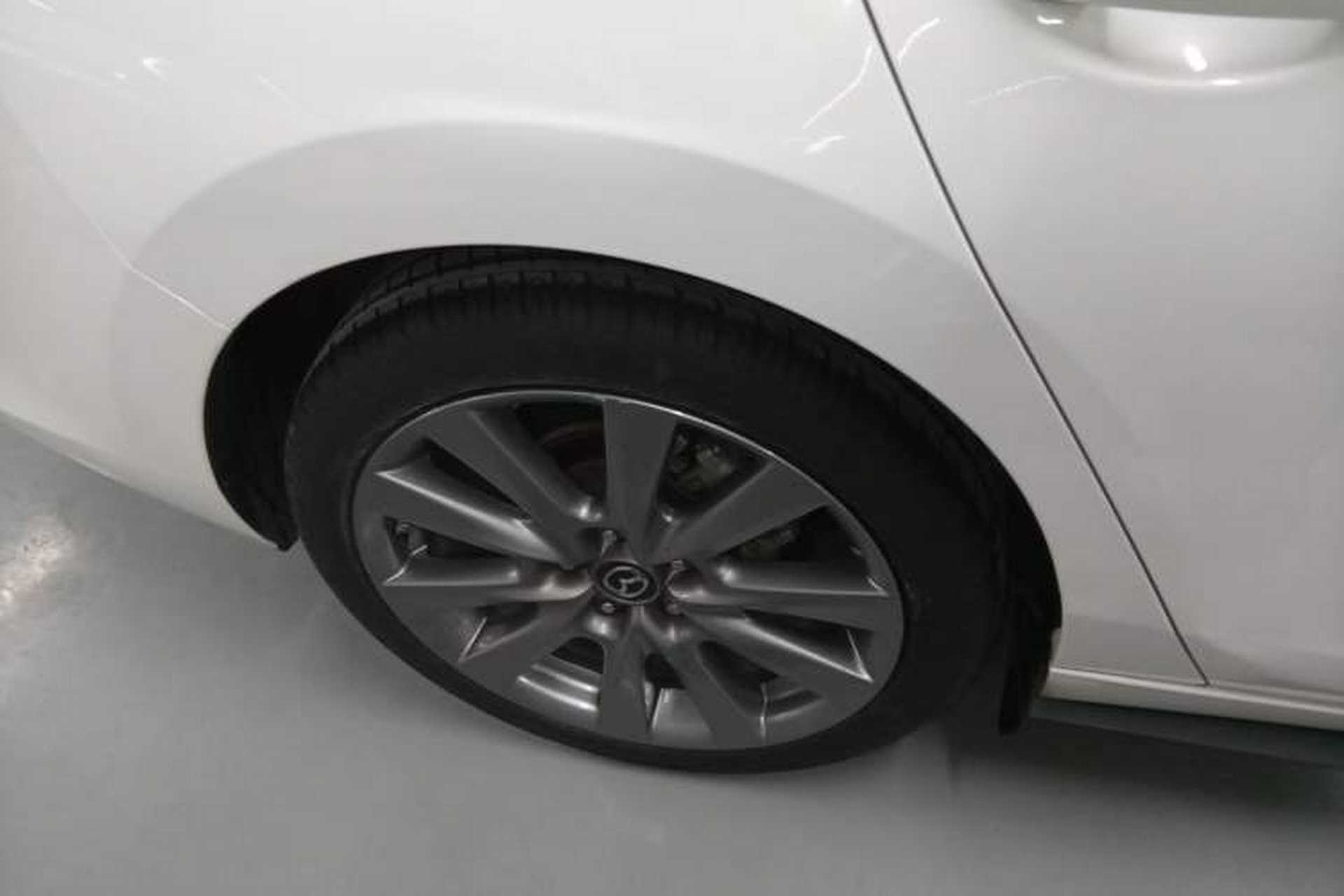 Used Mazda 3 Axela 2021 2.0L Automatic ZhiXuan Edition Right Rear Wheel Hub