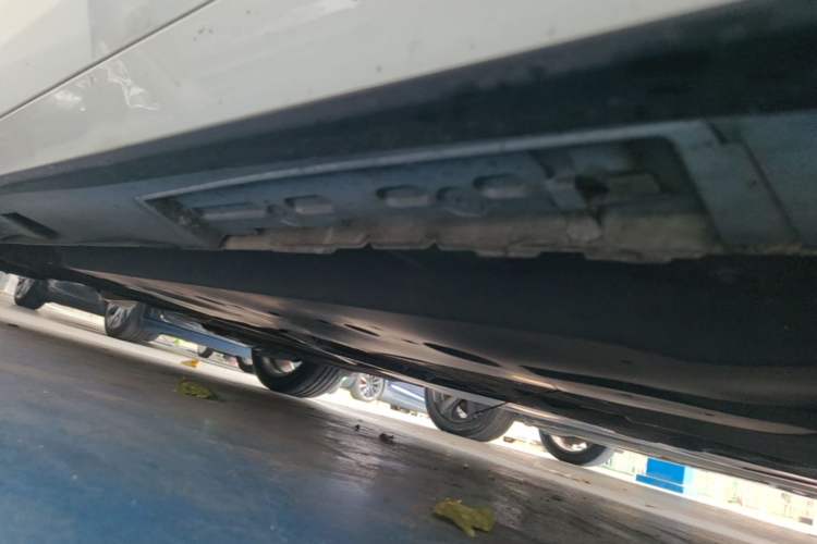 Used Mazda 3 Axela 2021 2.0L Automatic Zhiya Edition Right Side Sill