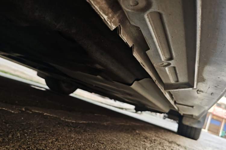 Used Mazda 3 Axela 2021 2.0L Automatic ZhiXuan Edition Right Side Sill