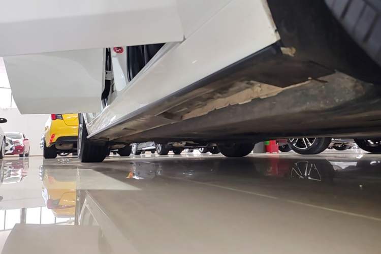 Used Mazda 3 Axela 2021 2.0L Automatic Zhiqing Edition Right Side Sill
