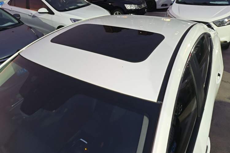 Used Mazda 3 Axela 2021 2.0L Automatic Zhiya Edition Roof