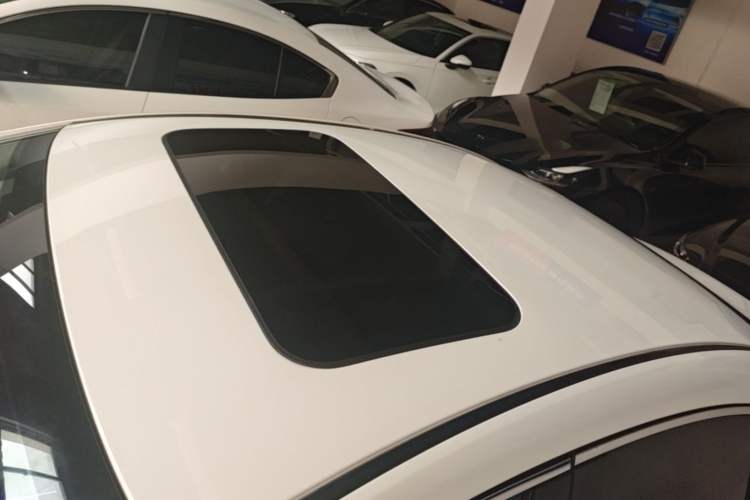 Used Mazda 3 Axela 2021 2.0L Automatic Zhiyao Edition Roof