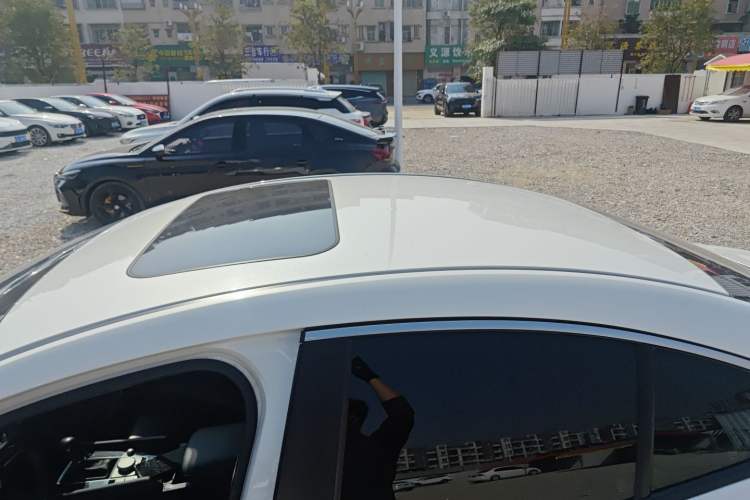 Used Mazda 3 Axela 2021 2.0L Automatic Zhiya Edition Roof