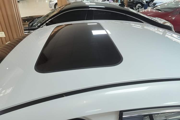 Used Mazda 3 Axela 2021 2.0L Automatic Zhi Rui Edition Roof