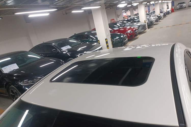 Used Mazda 3 Axela 2021 2.0L Automatic Zhiya Edition Roof