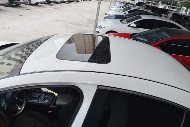 Used Mazda 3 Axela 2021 2.0L Automatic ZhiXuan Edition Roof