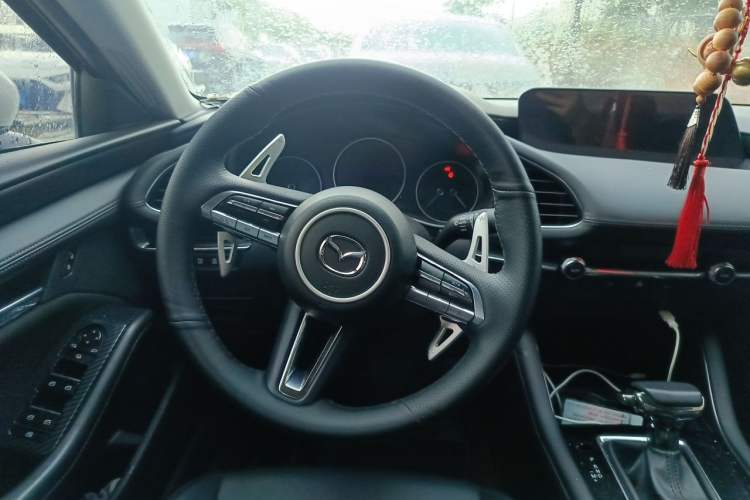 Used Mazda 3 Axela 2021 2.0L Automatic ZhiXuan Edition Steering Wheel