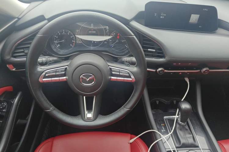 Used Mazda 3 Axela 2021 2.0L Automatic ZhiXuan Edition Steering Wheel