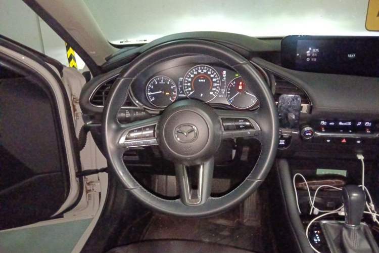 Used Mazda 3 Axela 2021 2.0L Automatic Zhiya Edition Steering Wheel