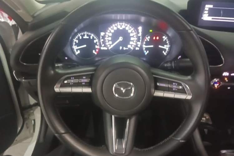 Used Mazda 3 Axela 2021 2.0L Automatic ZhiXuan Edition Steering Wheel