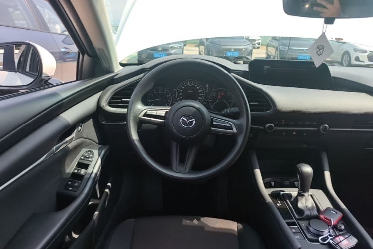 Used Mazda 3 Axela 2021 2.0L Automatic Zhiqing Edition Steering Wheel