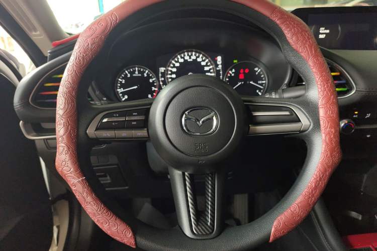 Used Mazda 3 Axela 2021 1.5L Automatic ZhiMei Edition Steering Wheel