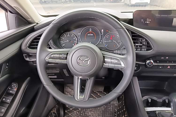 Used Mazda 3 Axela 2021 2.0L Automatic Zhiya Edition Steering Wheel
