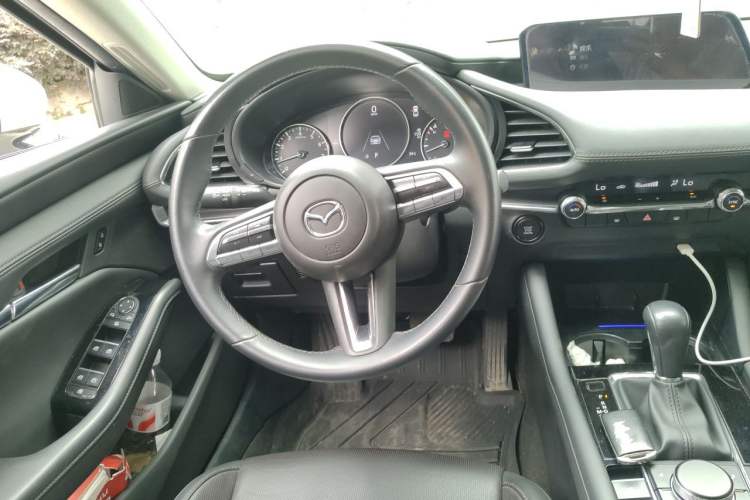 Used Mazda 3 Axela 2021 2.0L Automatic Zhiya Edition Steering Wheel