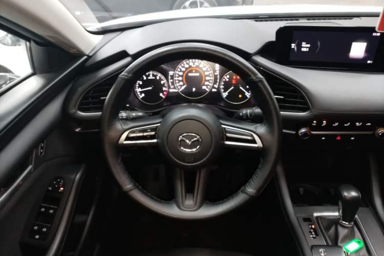 Used Mazda 3 Axela 2021 2.0L Automatic Zhiqing Edition Steering Wheel