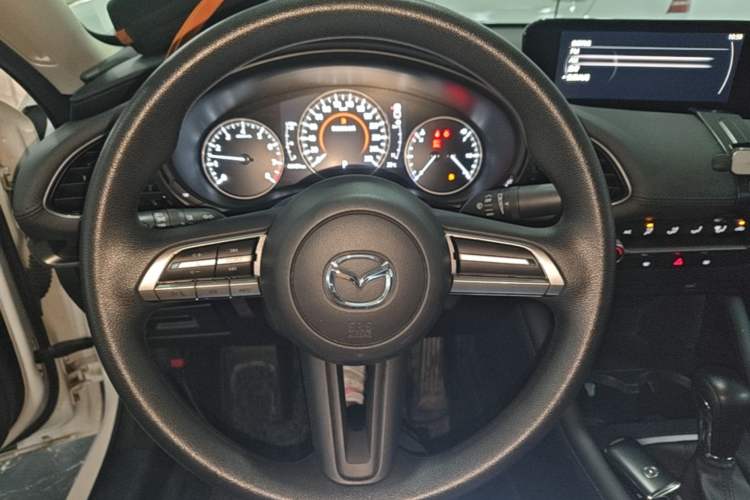Used Mazda 3 Axela 2021 2.0L Automatic Zhiqing Edition Steering Wheel