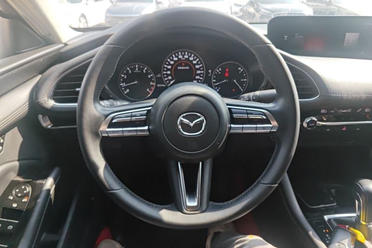 Used Mazda 3 Axela 2021 2.0L Automatic Zhiya Edition Steering Wheel