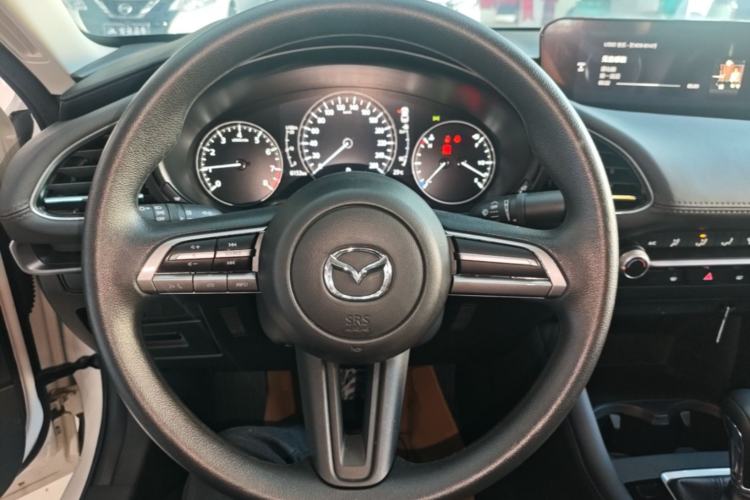 Used Mazda 3 Axela 2021 2.0L Automatic Zhiqing Edition Steering Wheel