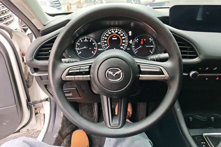 Used Mazda 3 Axela 2021 2.0L Automatic Zhiqing Edition Steering Wheel