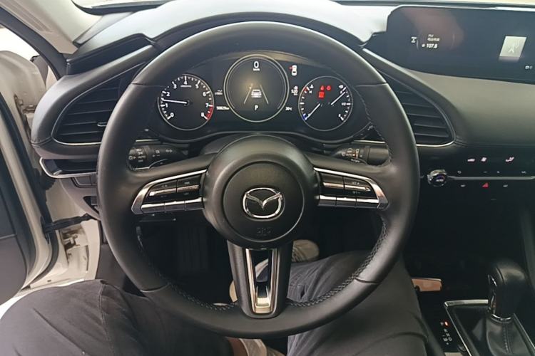 Used Mazda 3 Axela 2021 2.0L Automatic ZhiXuan Edition Steering Wheel